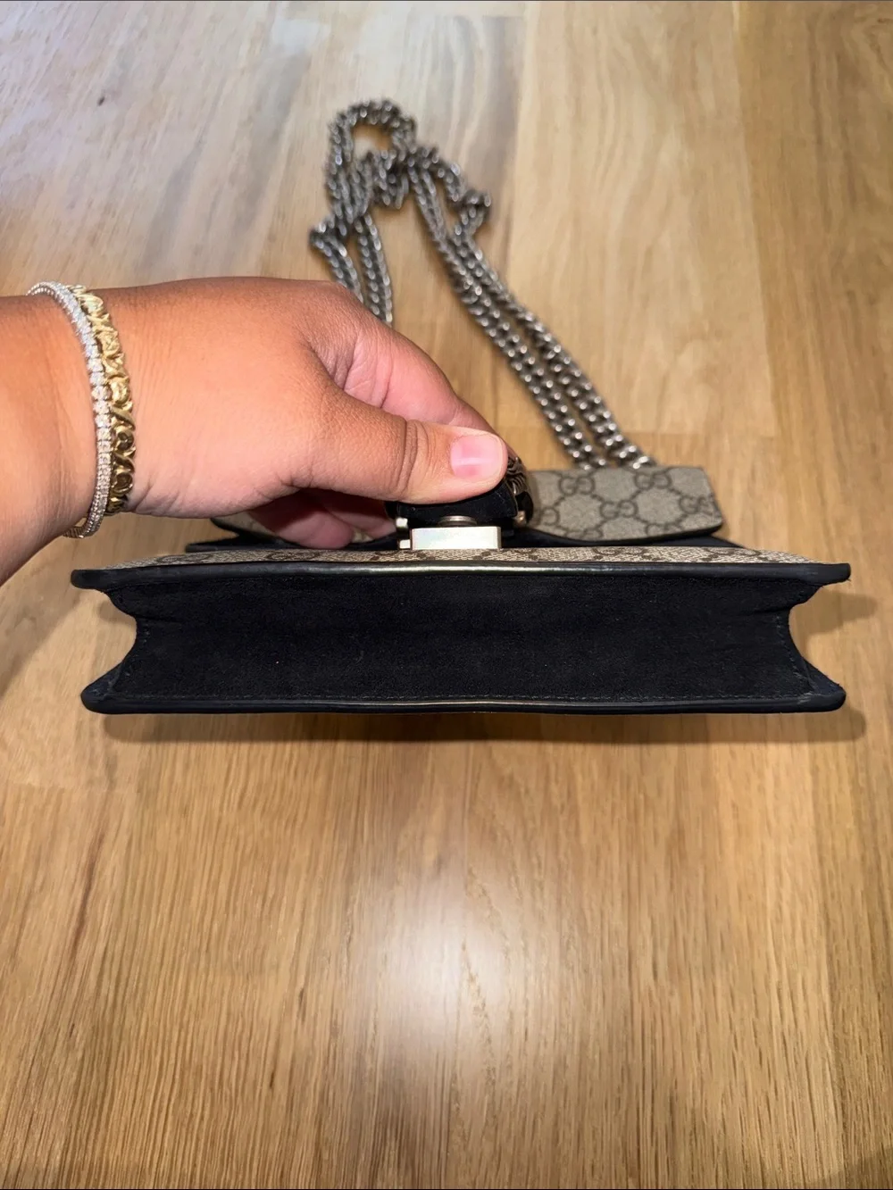 Gucci Beige GG Supreme Shoulder Bag with Black Trim